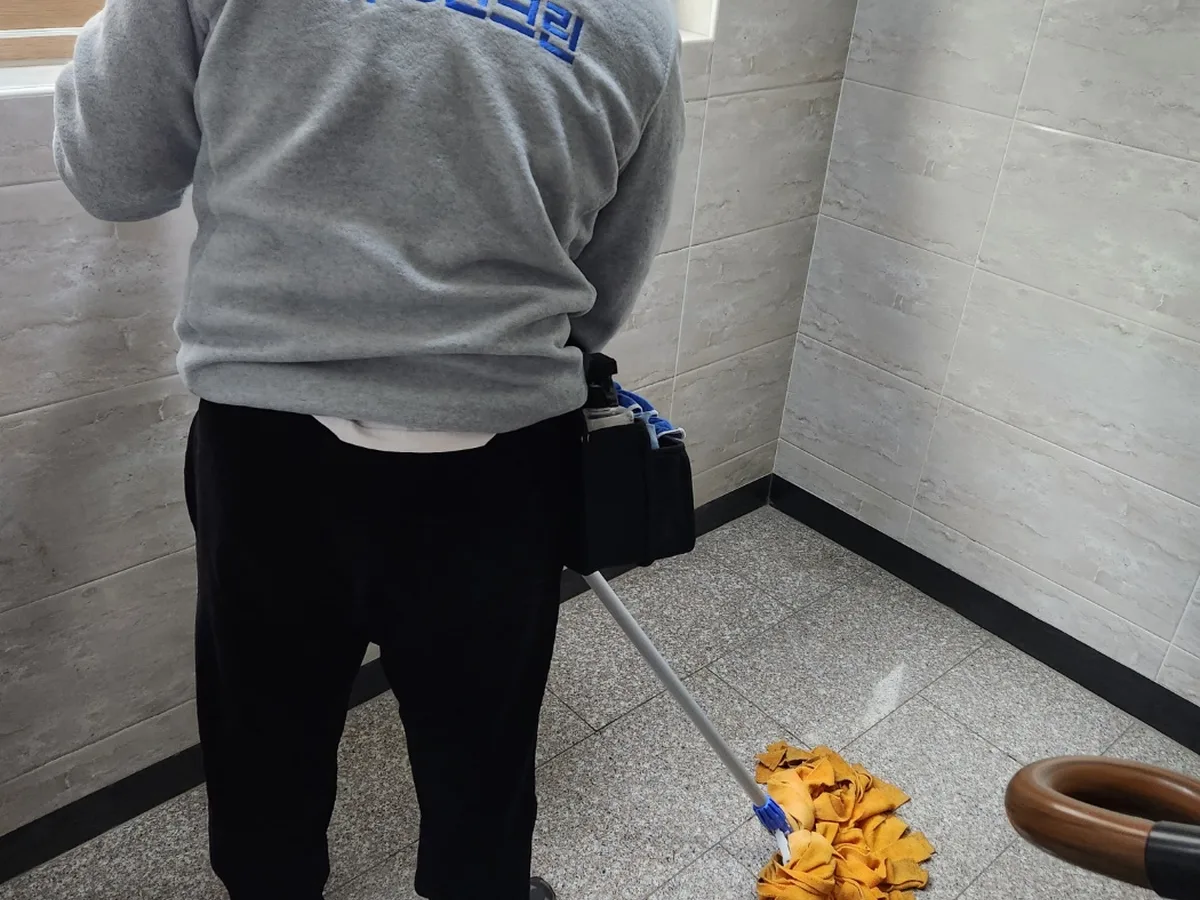 연수구 동춘동 빌라 복도·대기 동선 야간 위생청소 사례 - 행진크린