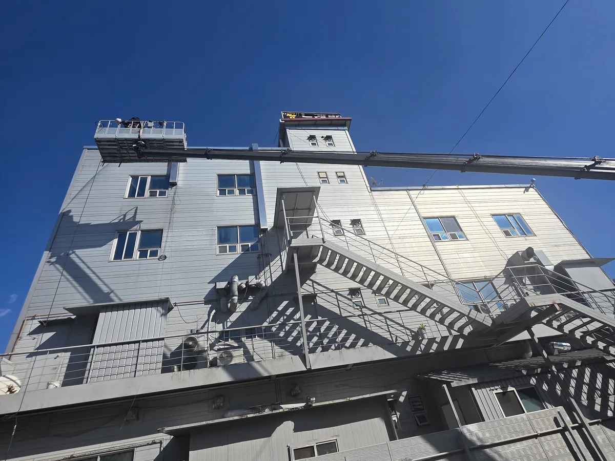 연수구 선학동 건물 화장실 세면대 살균 위생청소 사례 - 행진크린